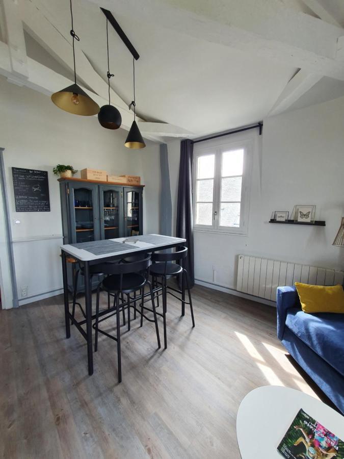 Appartement Loire Et Chateau, Hyper Centre, Vue Loire, Linge Inclus, 3Eme Etage سوموور المظهر الخارجي الصورة